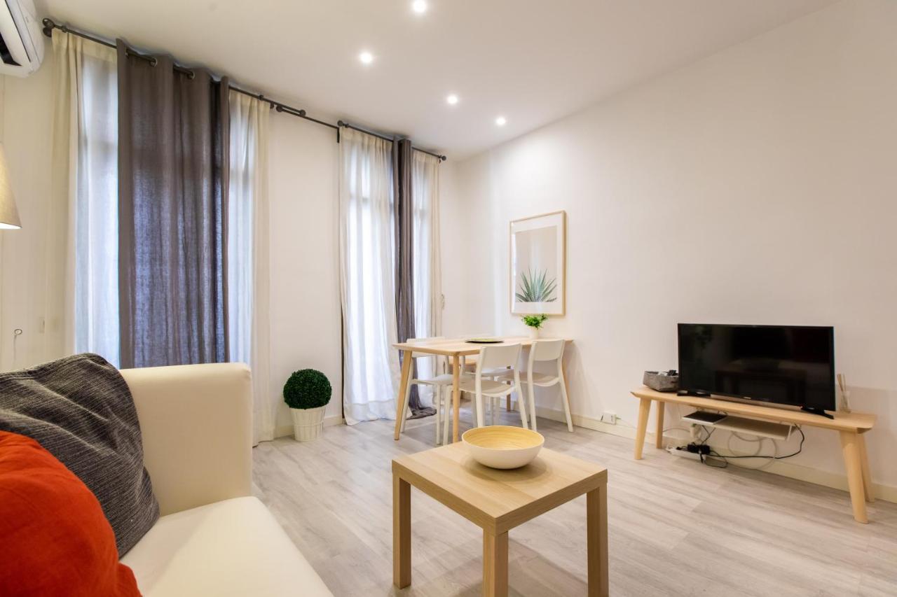 Pere Serafi 2 Bedroom Apartment برشلونة المظهر الخارجي الصورة