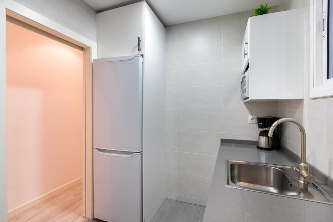 Pere Serafi 2 Bedroom Apartment برشلونة المظهر الخارجي الصورة