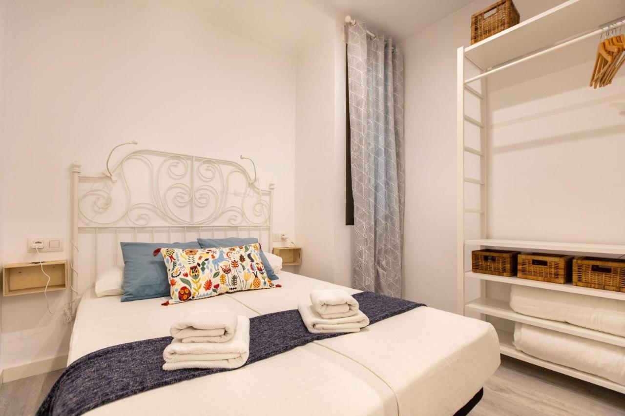 Pere Serafi 2 Bedroom Apartment برشلونة المظهر الخارجي الصورة