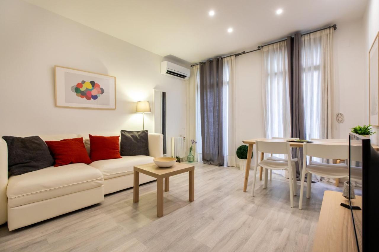 Pere Serafi 2 Bedroom Apartment برشلونة المظهر الخارجي الصورة