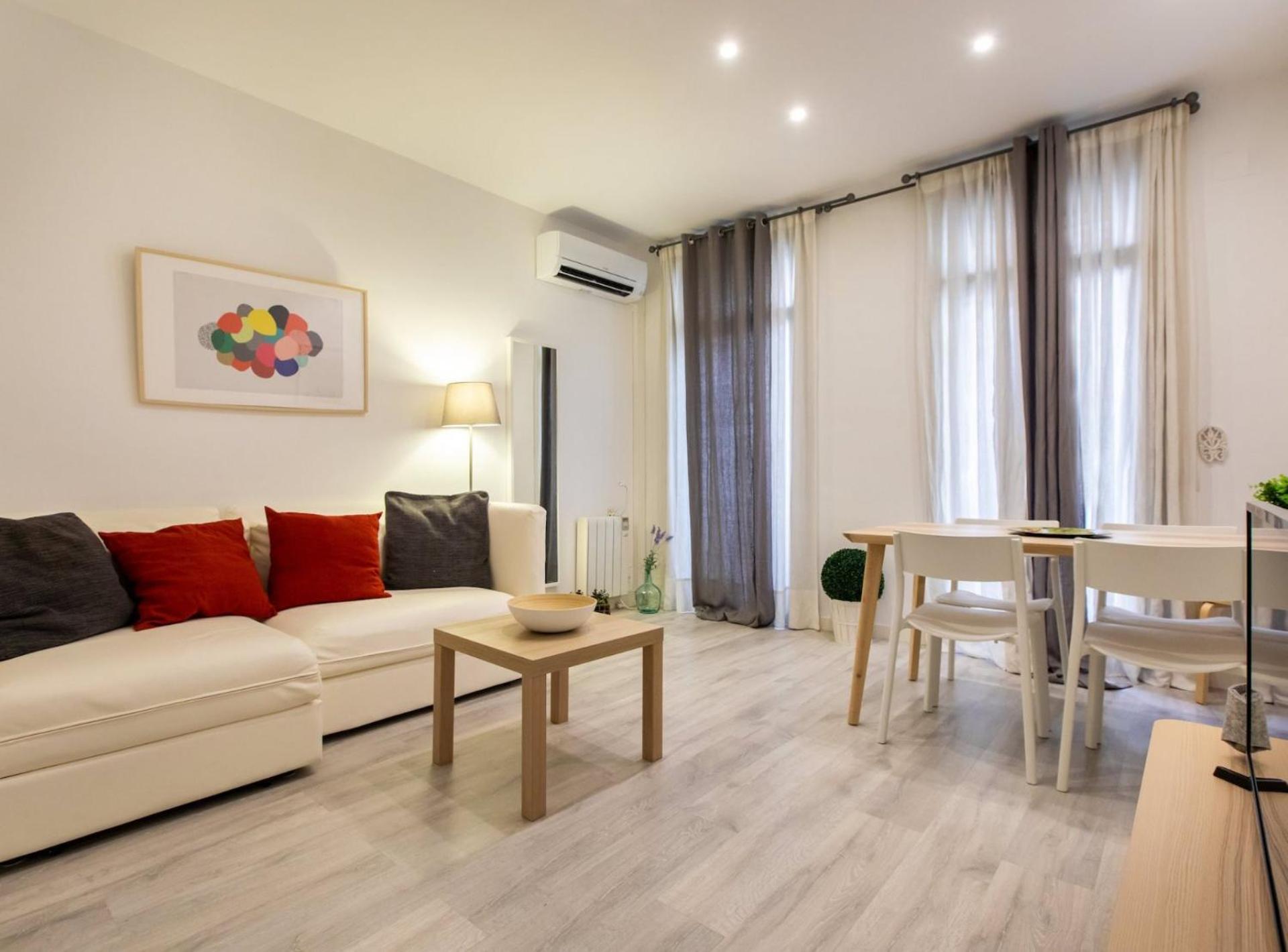 Pere Serafi 2 Bedroom Apartment برشلونة المظهر الخارجي الصورة