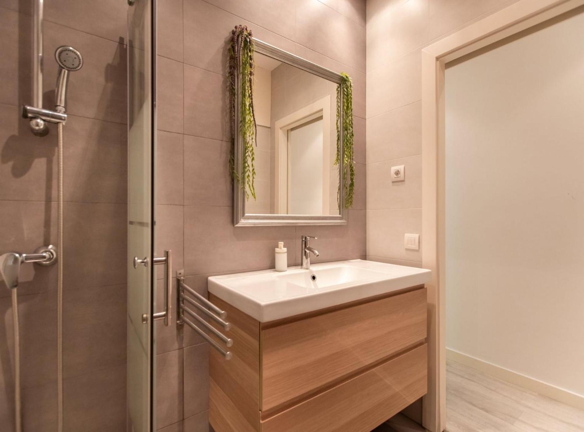 Pere Serafi 2 Bedroom Apartment برشلونة المظهر الخارجي الصورة