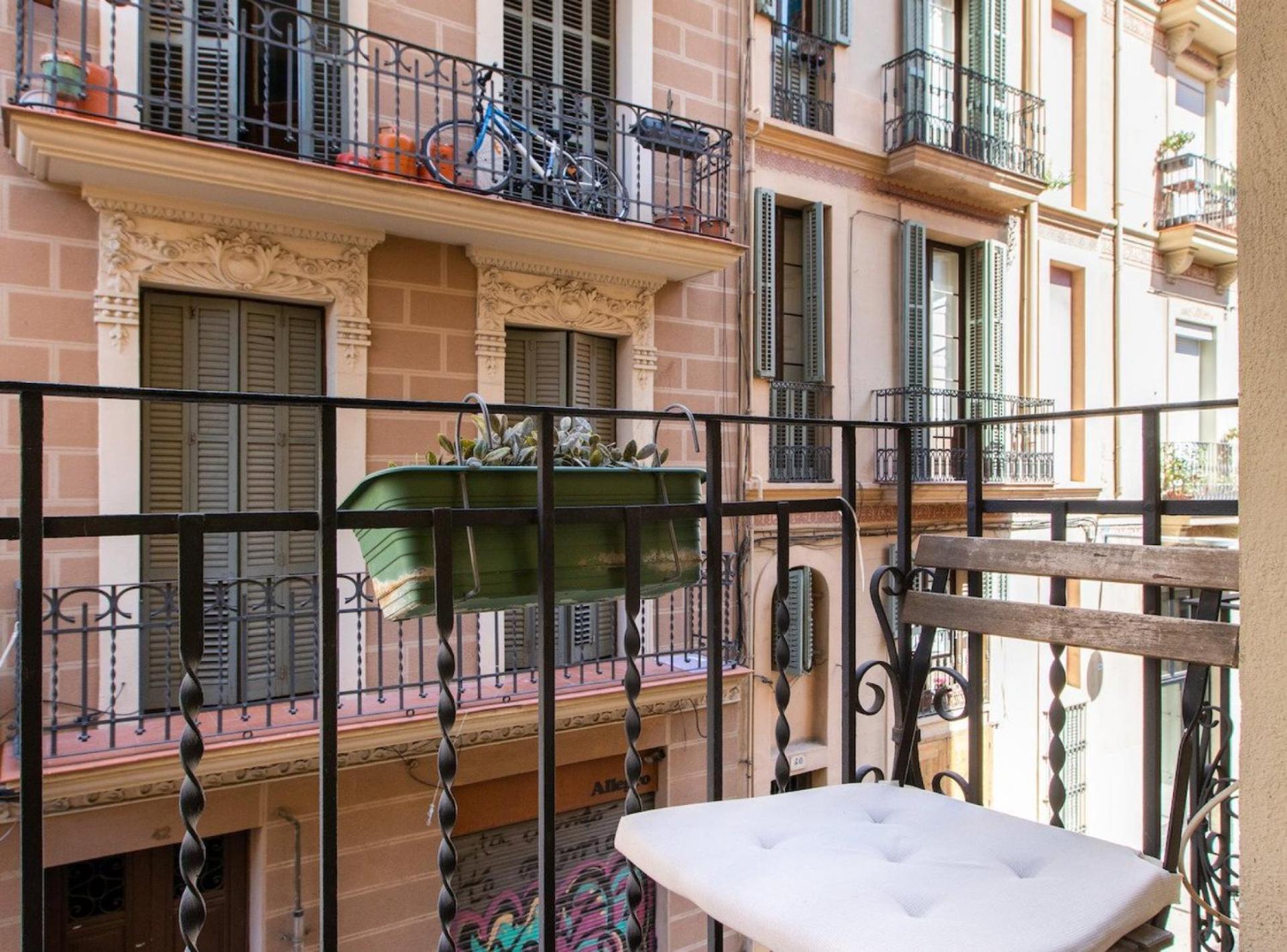 Pere Serafi 2 Bedroom Apartment برشلونة المظهر الخارجي الصورة